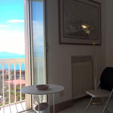 Posillipo: Soggiorno D'Incanto Leilighet Napoli Eksteriør bilde