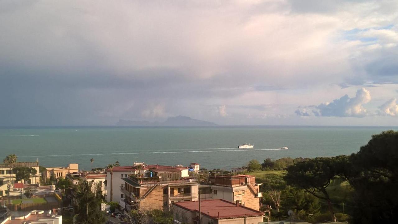 Posillipo: Soggiorno D'Incanto Leilighet Napoli Eksteriør bilde