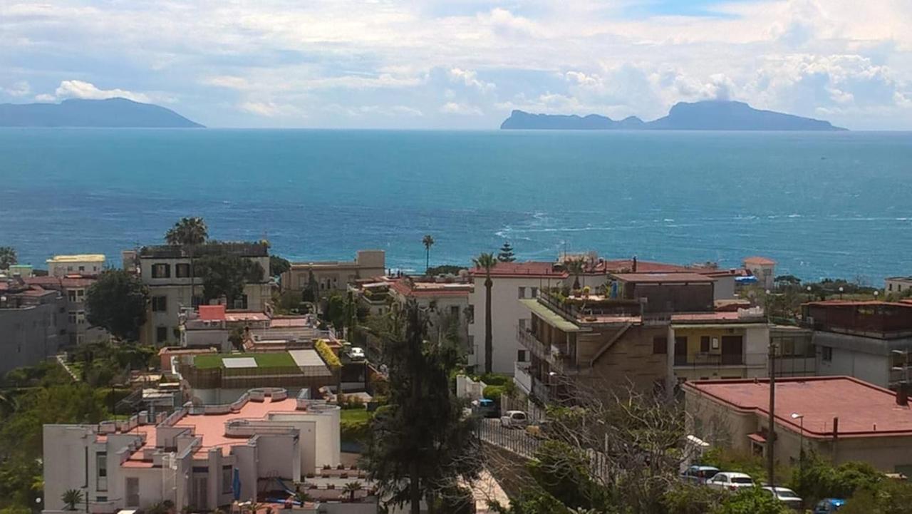 Posillipo: Soggiorno D'Incanto Leilighet Napoli Eksteriør bilde